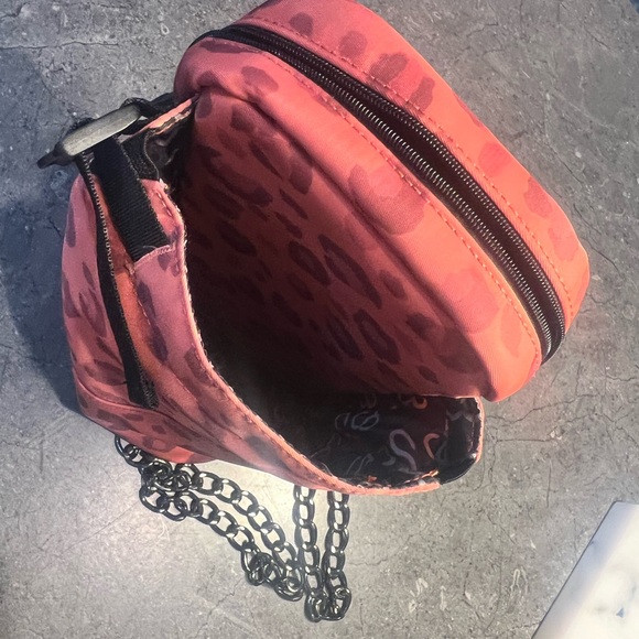 CAMP GLADIATOR Water Bottle Sling w/ Zip Up Pouch NWOT pink/coral/black leopard - Picture 4 of 11